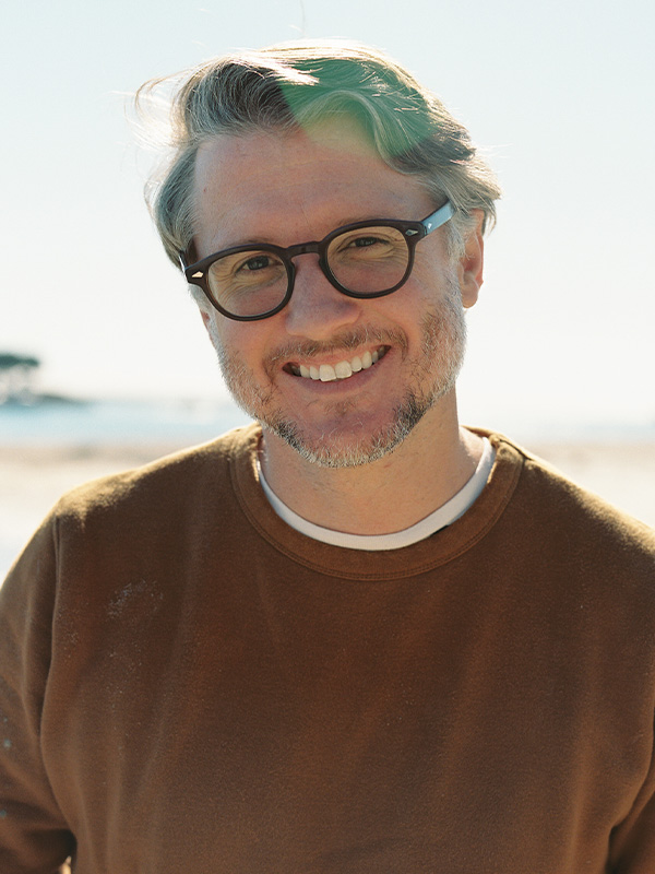 Samuel Woolley headshot