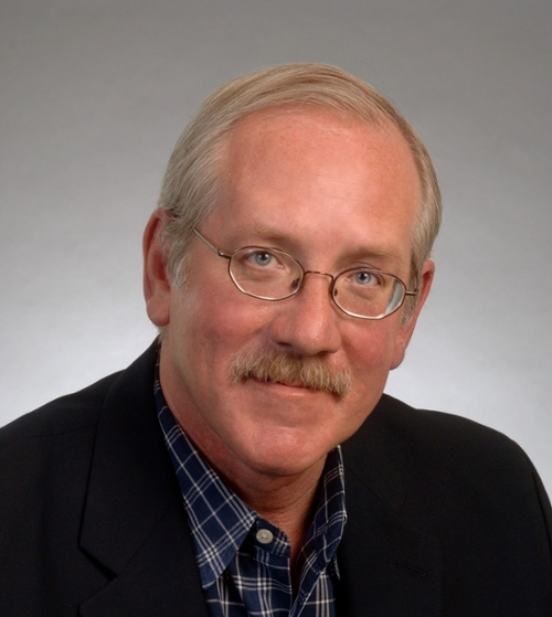 A headshot of Thomas Scholl