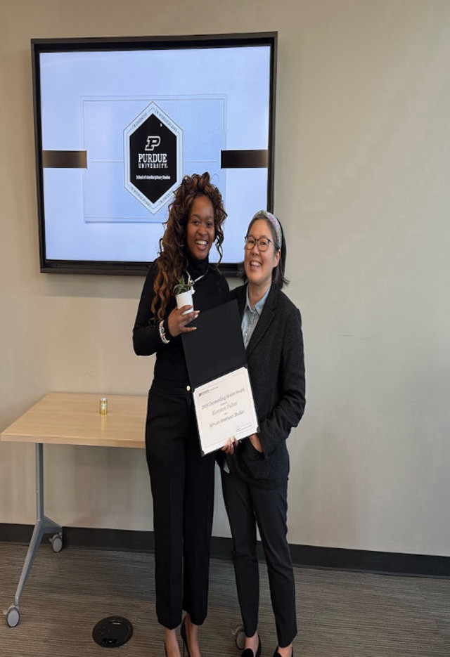 Kiersten Fisher and Mindy at award ceremony