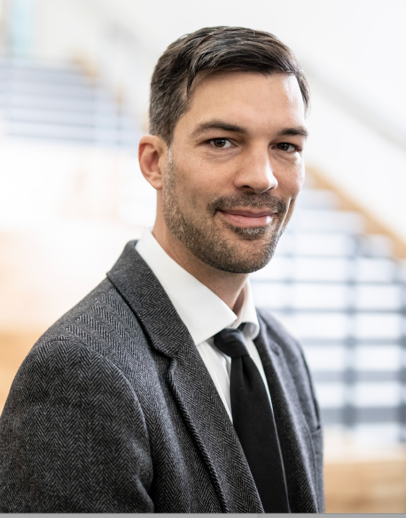 Todd Borlik headshot