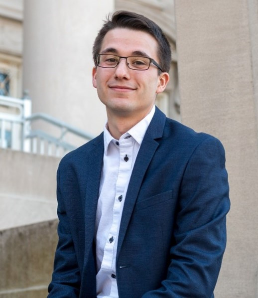 Troy Seagraves headshot