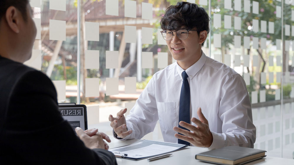 A Student talking to a professor