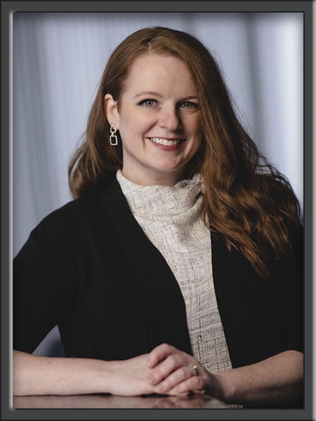 Alicia South-Hurt Headshot