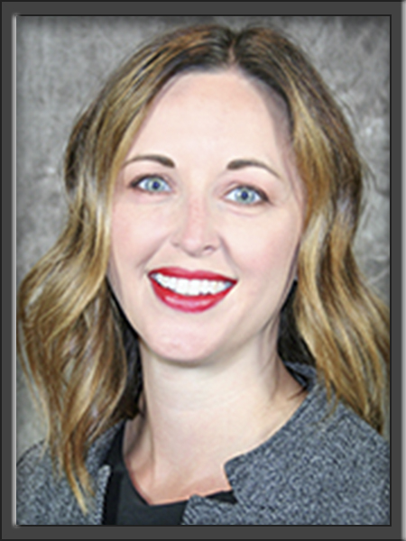 Erin VanEmon Headshot